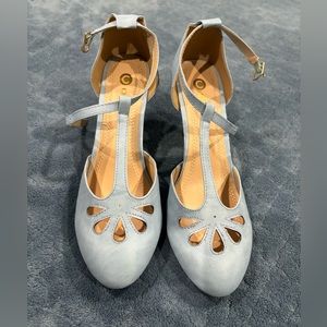 Chase & chloe blue strap heels